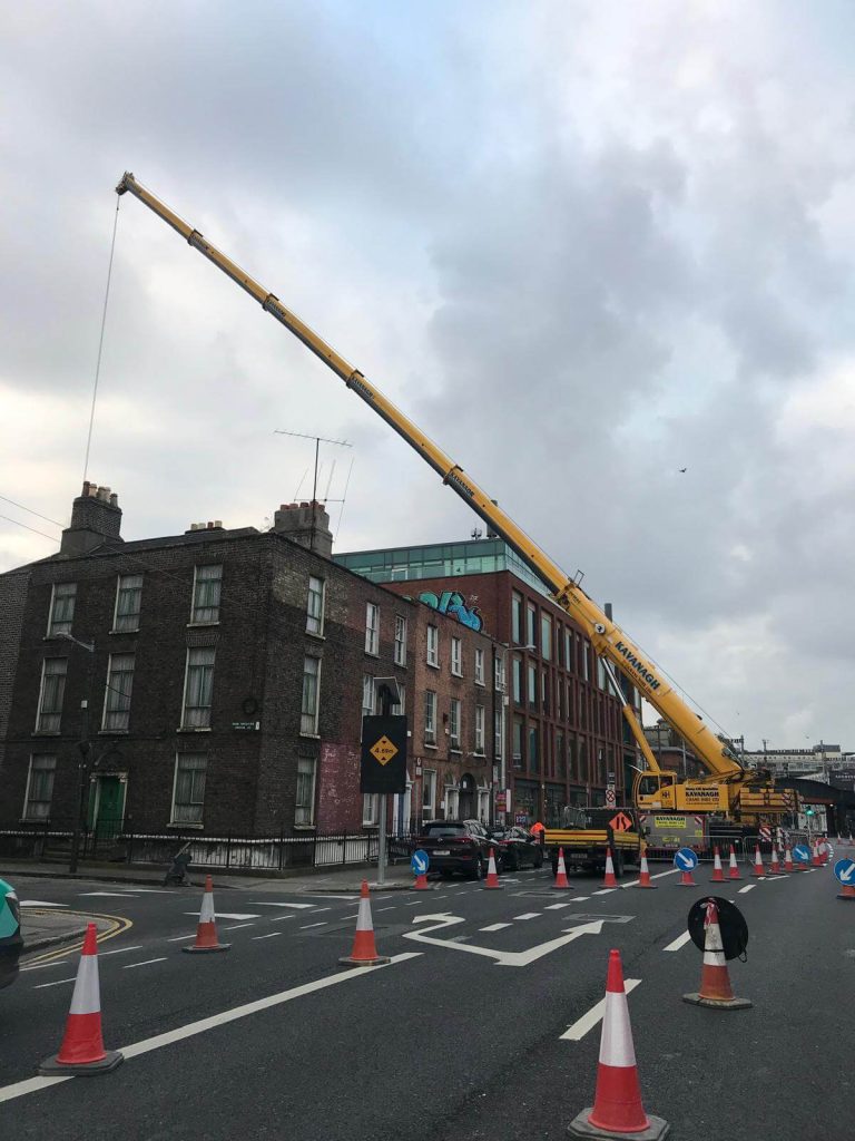 Large crane hire